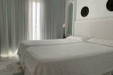 Suites Albayzin Del Mar