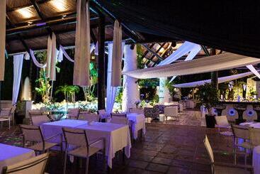 Suites Albayzin Del Mar