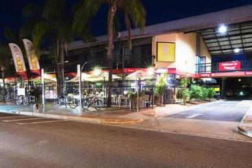 مُتل Diplomat Hotel Alice Springs