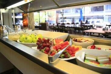 مُتل Diplomat Hotel Alice Springs