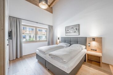 Отель Alpenparks Chalet & Apartment Alpina Seefeld