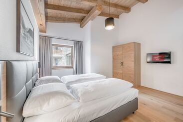 Отель Alpenparks Chalet & Apartment Alpina Seefeld