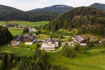 Hotel Arabella Jagdhof Resort Am Fuschlsee, A Tribute Portfolio