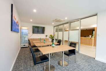 فندق Comfort Inn Regal Park, North Adelaide