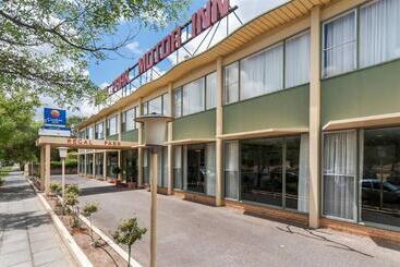هتل Comfort Inn Regal Park