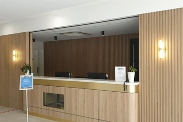 هتل Comfort Inn Regal Park
