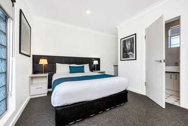 هتل Comfort Inn & Suites Manhattan
