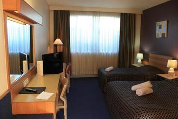 هتل Country Comfort Armidale