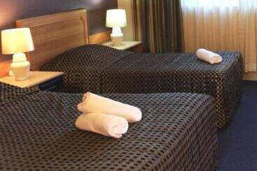 هتل Country Comfort Armidale