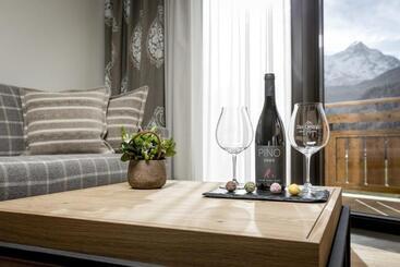 هتل Das Central – Alpine . Luxury . Life