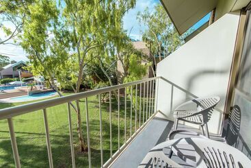 هتل Doubletree By Hilton Alice Springs