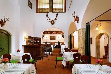 Goldener Hirsch, A Luxury Collection Hotel, Salzburg