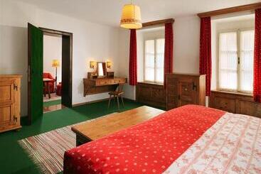 Goldener Hirsch, A Luxury Collection Hotel, Salzburg