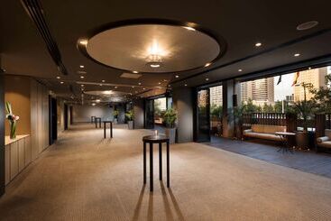 هتل Hilton Adelaide