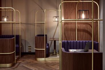 هتل Hilton Vienna Park