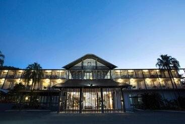هتل Mantra Club Croc