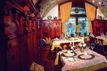 هتل Neuhaus Zillertal Resort
