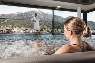 Post Seefeld Hotel & Spa