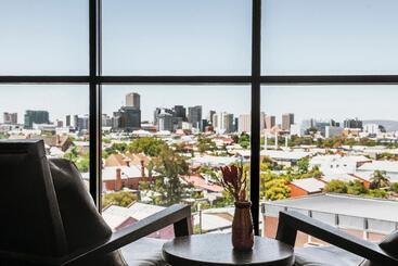 هتل Rydges South Park Adelaide