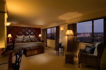 هتل Stamford Plaza Adelaide