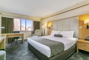 هتل Stamford Plaza Adelaide