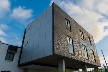 Bankstown Motel 10