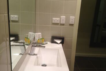 مُتل Best Western Melbourne Airport