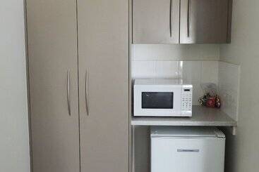 هتل Burke & Wills Mt Isa
