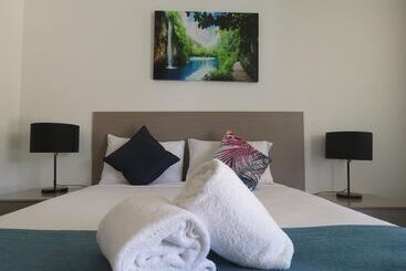 هتل Burke & Wills Mt Isa