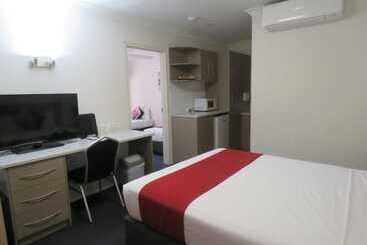 هتل Burke & Wills Mt Isa