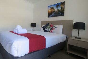 هتل Burke & Wills Mt Isa