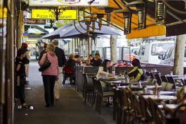 هتل Carlton Lygon Lodge   Close To Melbourne Uni