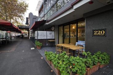 هتل Carlton Lygon Lodge   Close To Melbourne Uni