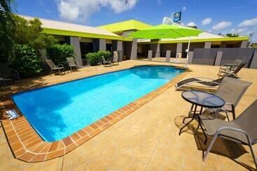 هتل Comfort Inn On Main Hervey Bay