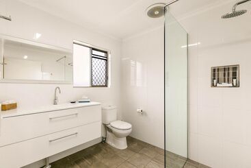 هتل Comfort Inn On Main Hervey Bay