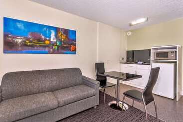 هتل Comfort Inn & Suites Goodearth Perth