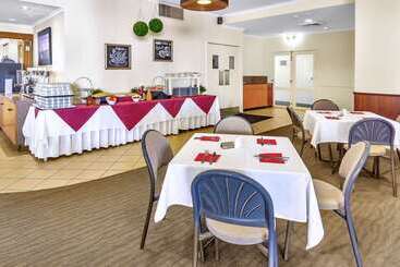 هتل Comfort Inn & Suites Goodearth Perth