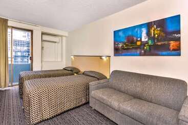 هتل Comfort Inn & Suites Goodearth Perth