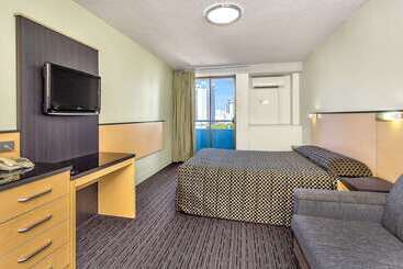 هتل Comfort Inn & Suites Goodearth Perth