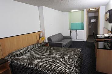 هتل Comfort Inn & Suites Goodearth Perth