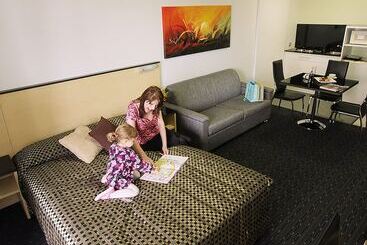 هتل Comfort Inn & Suites Goodearth Perth