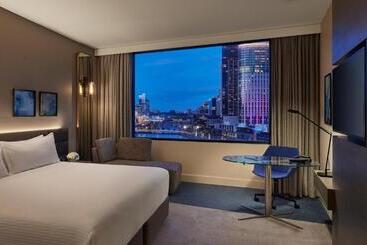 هتل Crowne Plaza Melbourne, An Ihg
