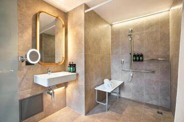 هتل Crowne Plaza Melbourne, An Ihg