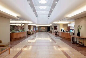 ホテル Doubletree By Hilton Darwin Esplanade