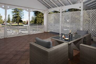 Esplanade Hotel Fremantle   By Rydges
