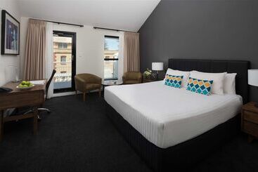 Esplanade Hotel Fremantle   By Rydges