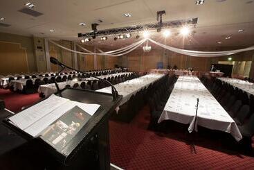 هتل Grand Chancellor Launceston