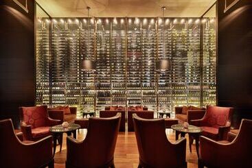 هتل Grand Hyatt Melbourne