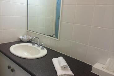 هتل High Country Motor Inn Bright
