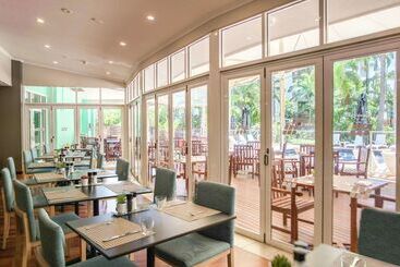 هتل Hilton Garden Inn Darwin
